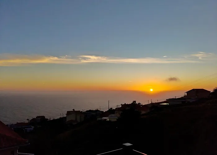 Golden Sun Refugio