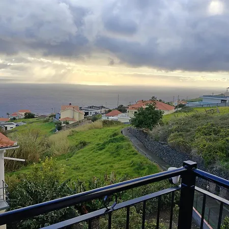 Golden Sun Refugio -calheta